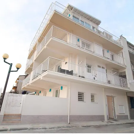 דירה Window On The Sea סנטו סטפאנו די קמאסטרה