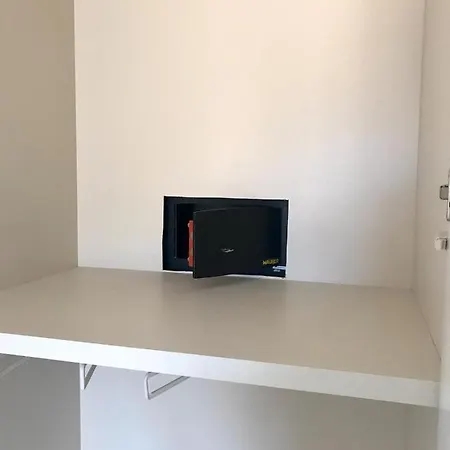 Window On The Sea דירה *