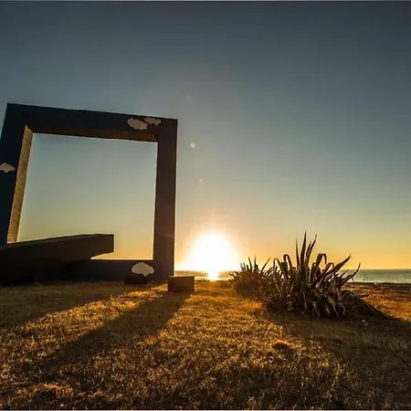 Window On The Sea דירה