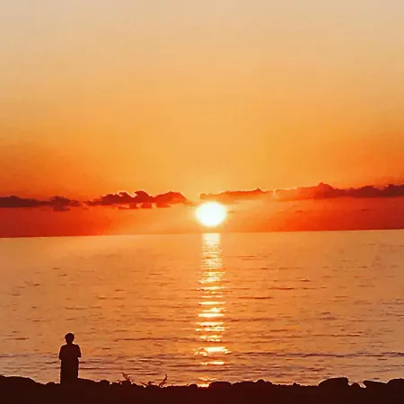 Window On The Sea סנטו סטפאנו די קמאסטרה