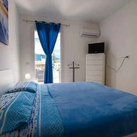 Window On The Sea סנטו סטפאנו די קמאסטרה